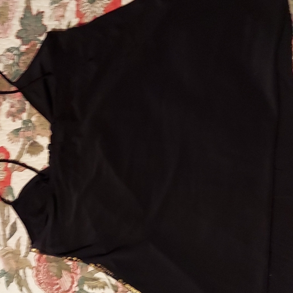 Body Central spaghetti strap tank - Picture 3 of 4